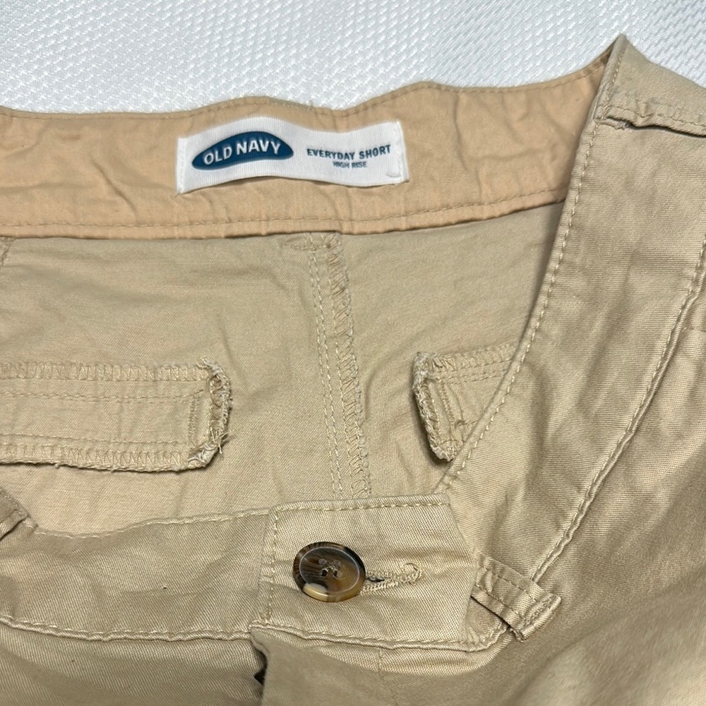 Old Navy Tan Bermuda Shorts with Flat Front Design - Picture 2 of 8